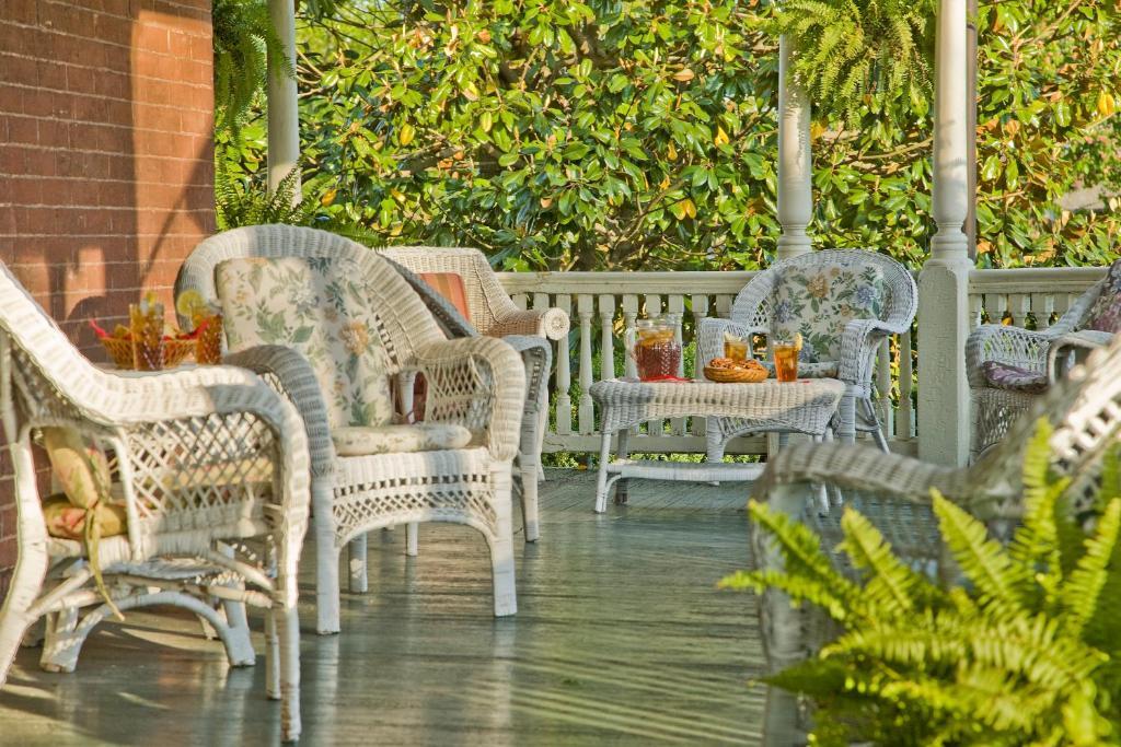 The Carriage House Inn B&B Линчбърг Екстериор снимка